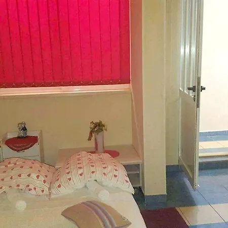 Apartment Apartment Krbavska Ulica