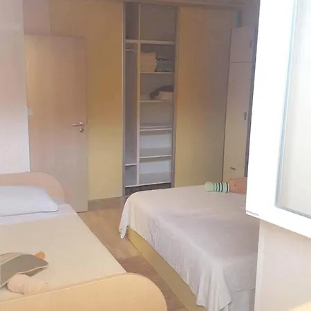 Apartment Krbavska Ulica Split
