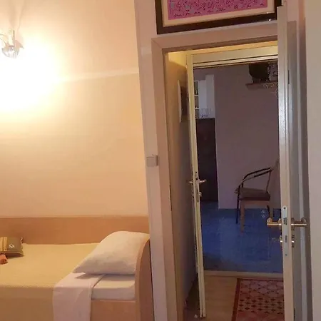 Apartment Krbavska Ulica Apartment Split